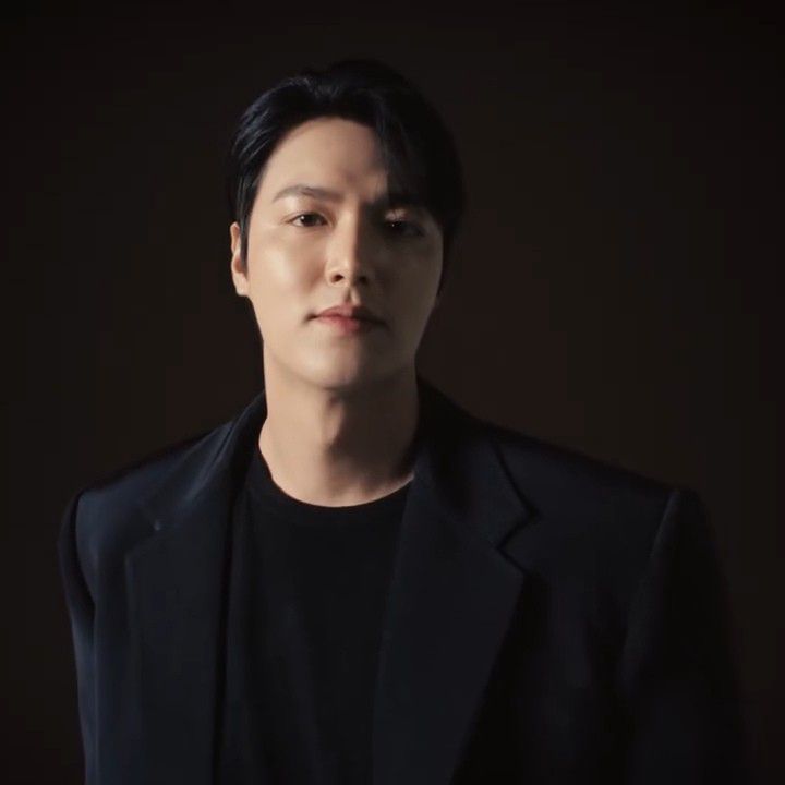 粉丝拍下的李敏镐瞬间