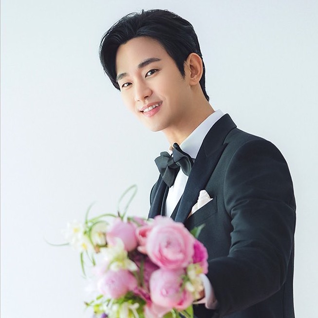 キム・スヒョンの最近の活動ショット