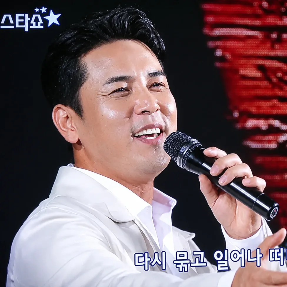 Momen yang diabadikan oleh penggemar Jang Minho