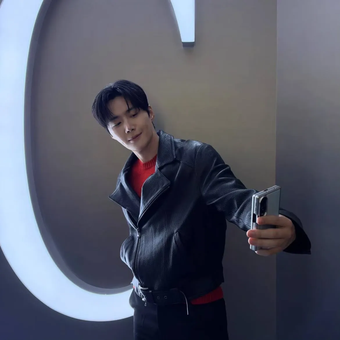 A moment captured by a fan of Kim Seonho