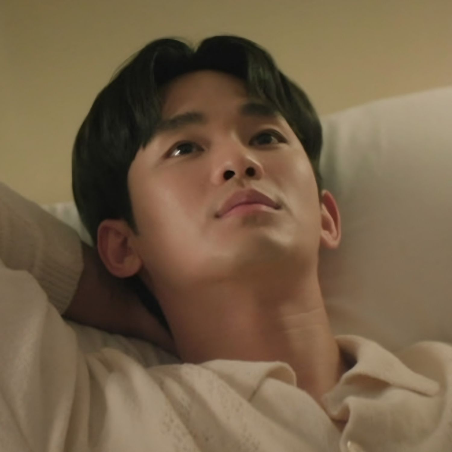 Recent activity shot of Kim Soohyun