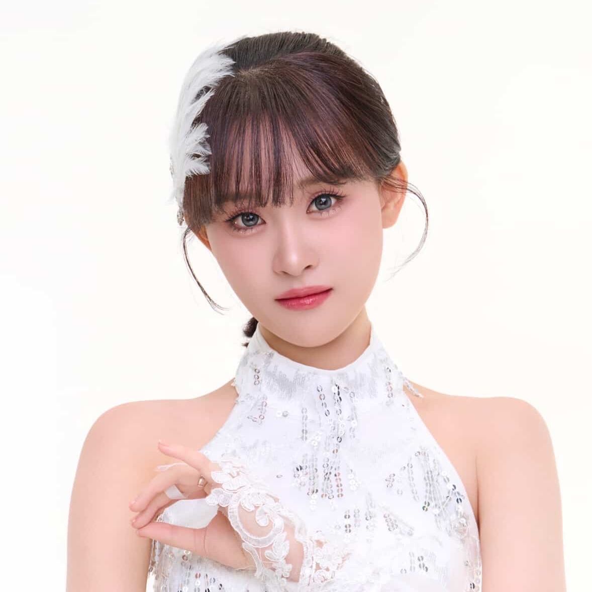 김다현 최근 활동샷