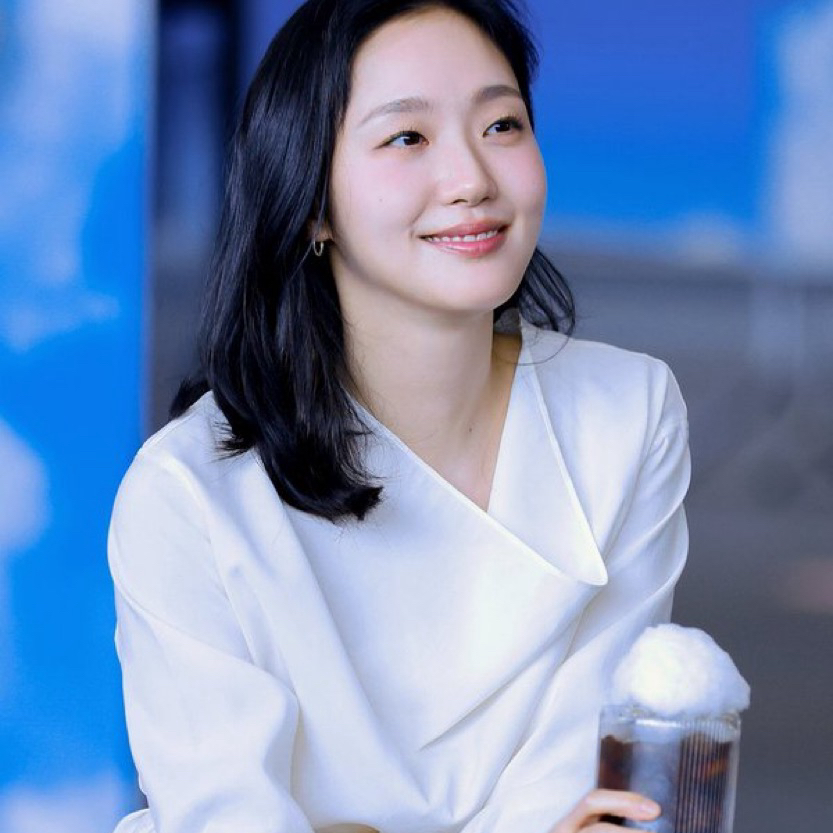 김고은 최근 활동샷