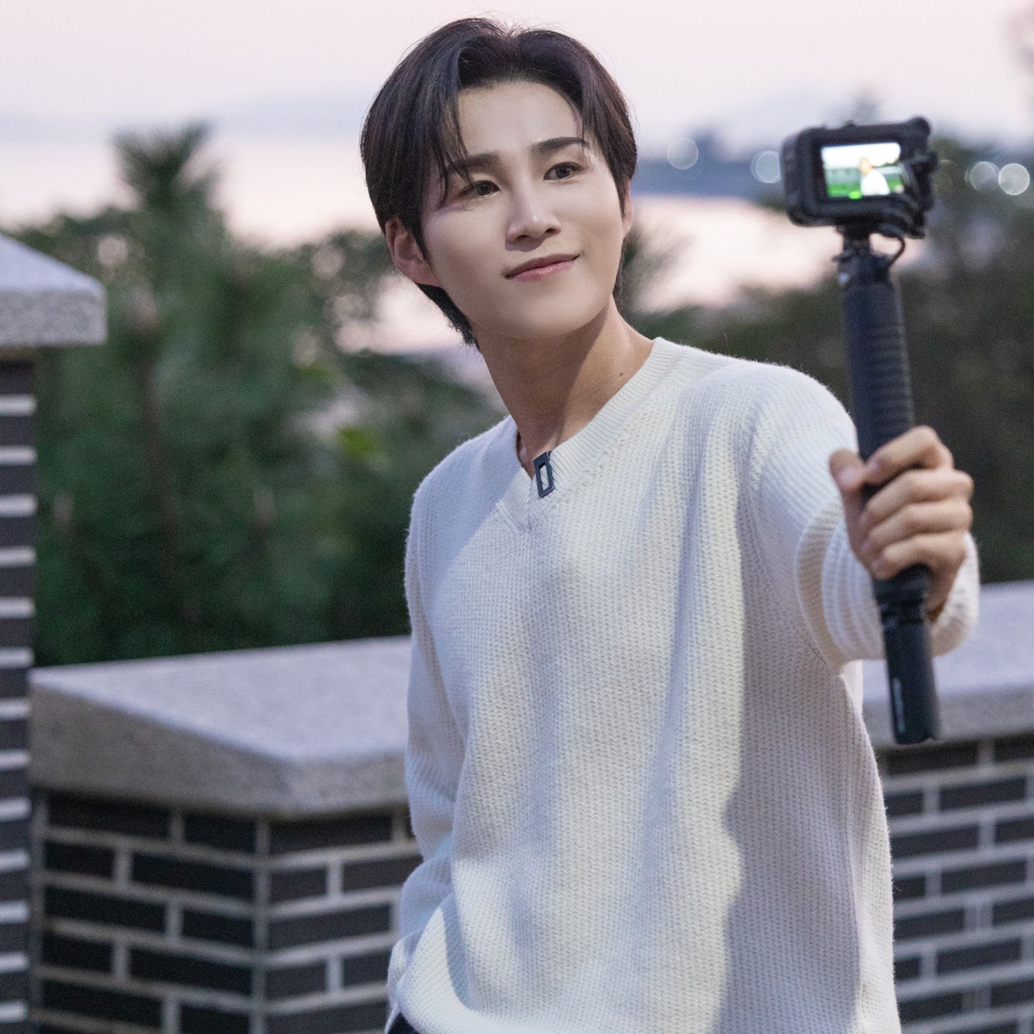 金熙栽的最新照片