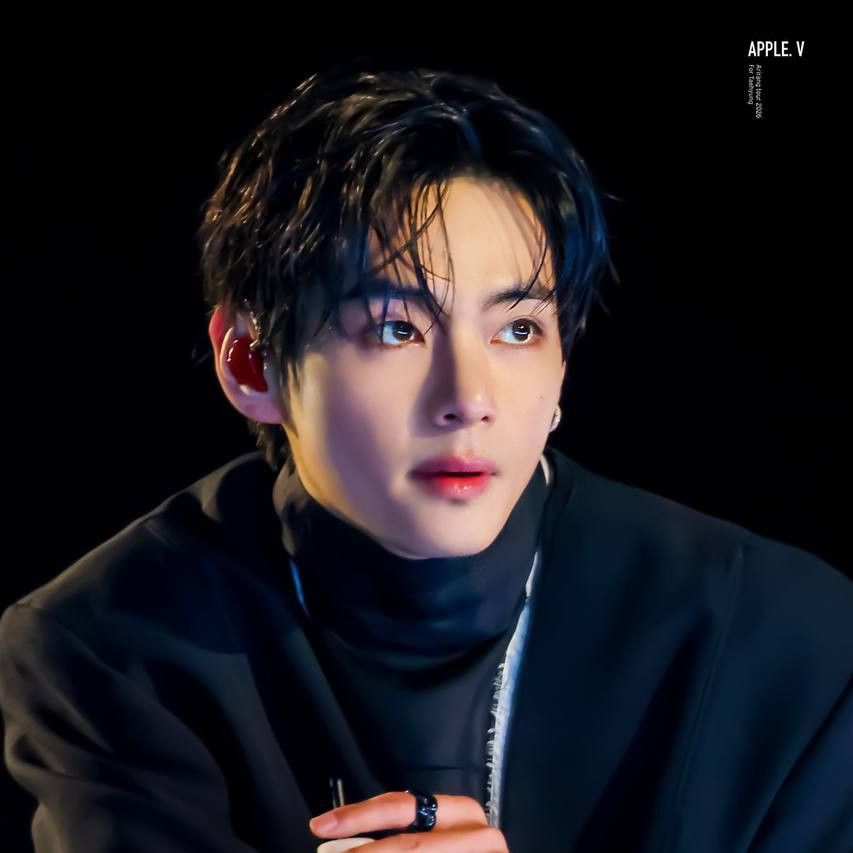 Konten selebriti populer yang sedang hangat di komunitas