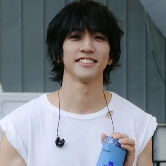 Latest photo of Lee Seungyoon