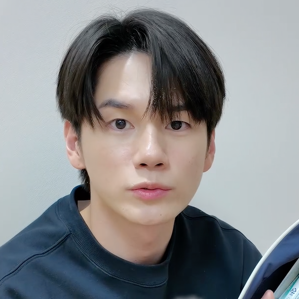 옹성우의 비하인드 컷