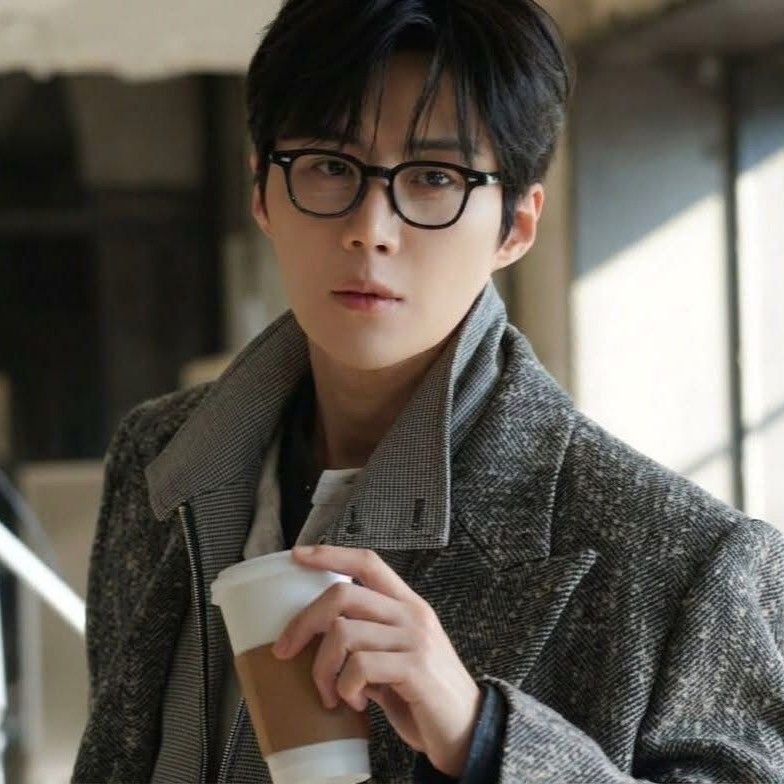 Recent activity shot of Kim Seonho