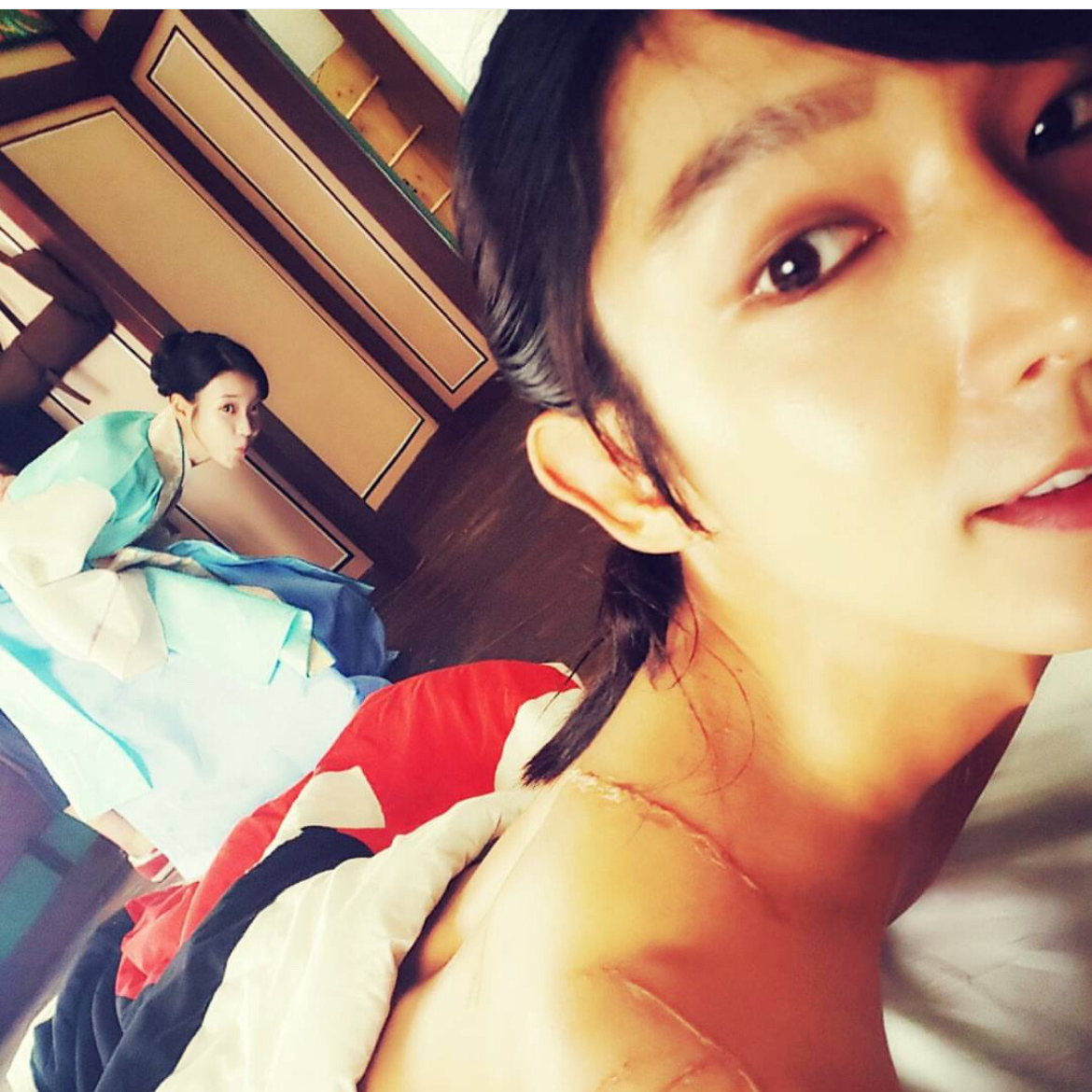 A moment captured by a fan of Lee Joongi