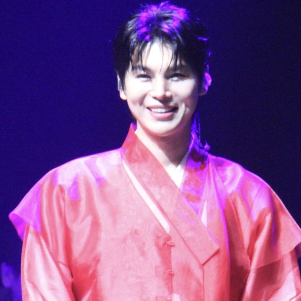 A moment captured by a fan of Kim Junsu (1991)