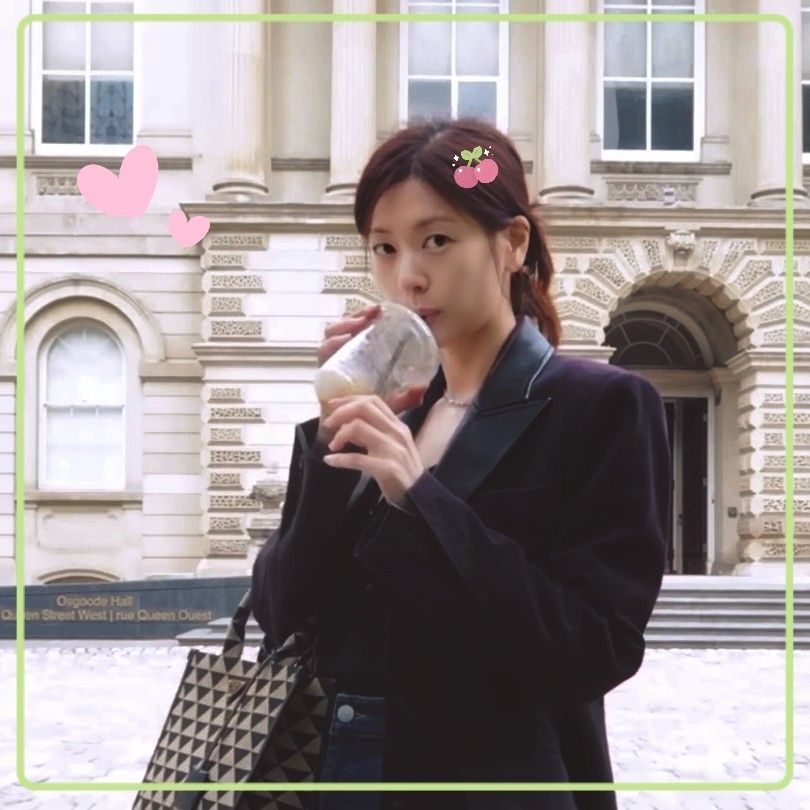 A moment captured by a fan of Jung Somin