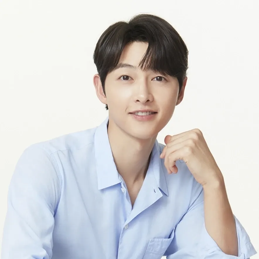 Momen yang diabadikan oleh penggemar Song Joongki