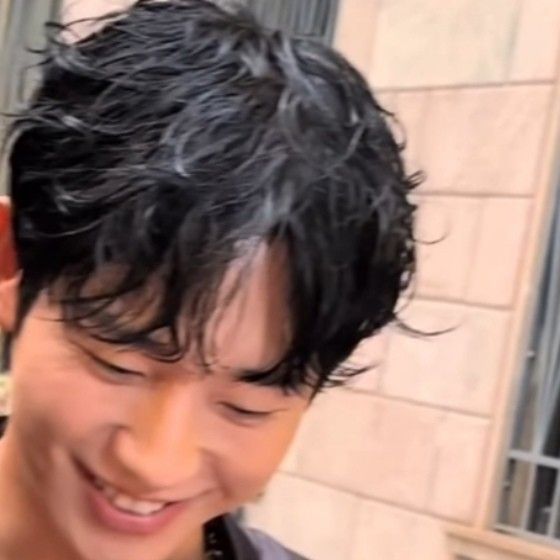 丁海寅的最新照片