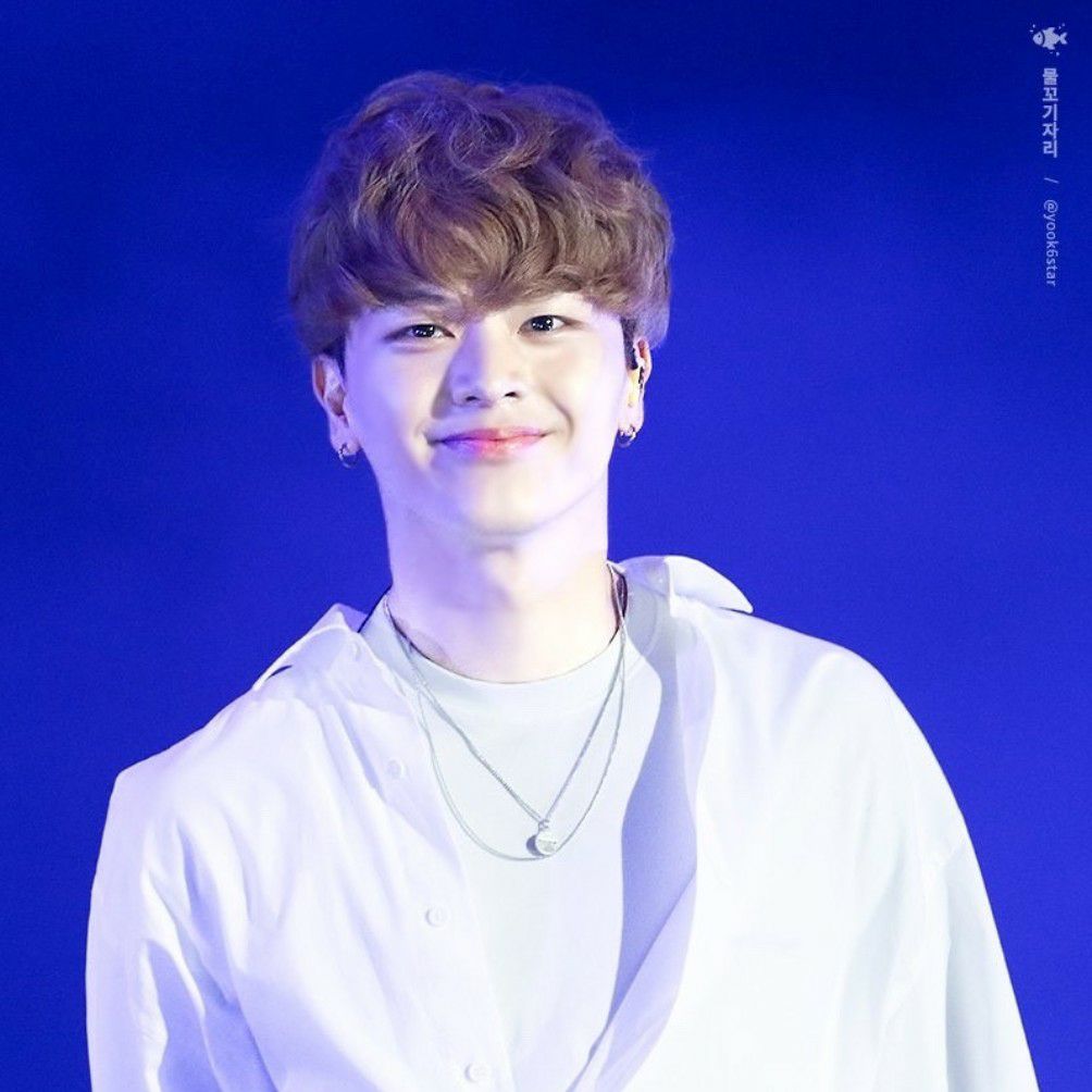 Cuplikan di balik layar dari Yook Sungjae