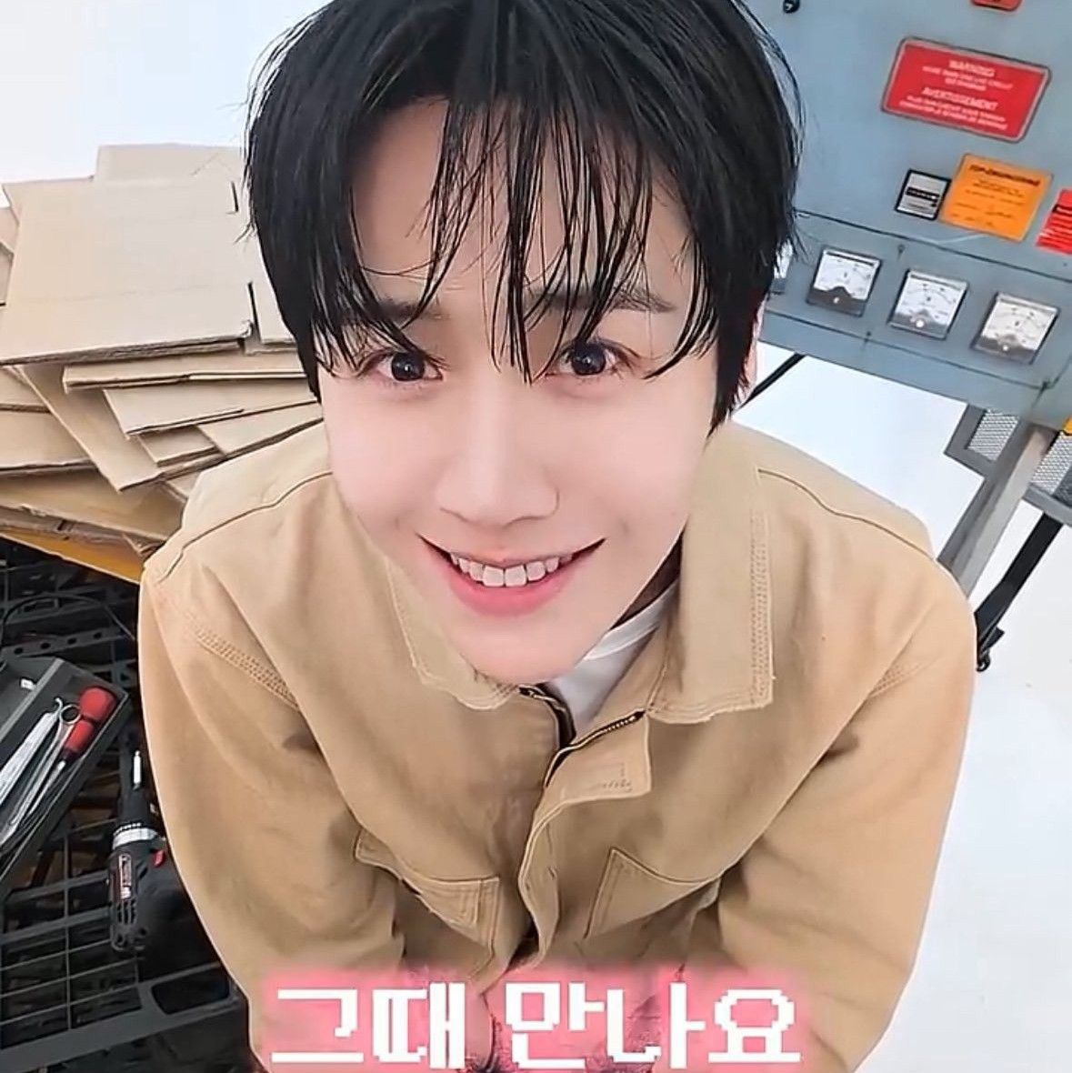 Behind-the-scenes cut of Kim Seonho