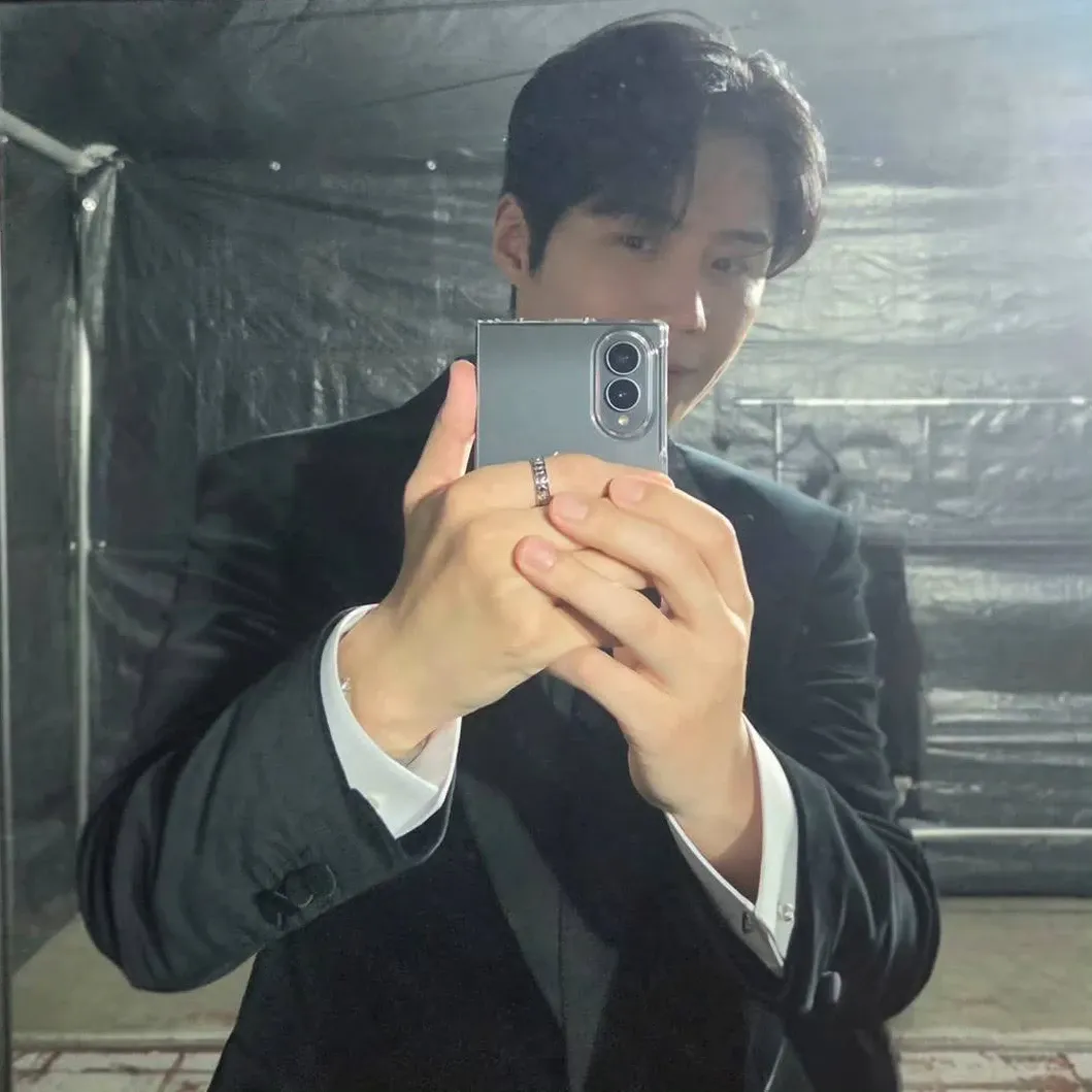 Cuplikan di balik layar dari Kim Seonho