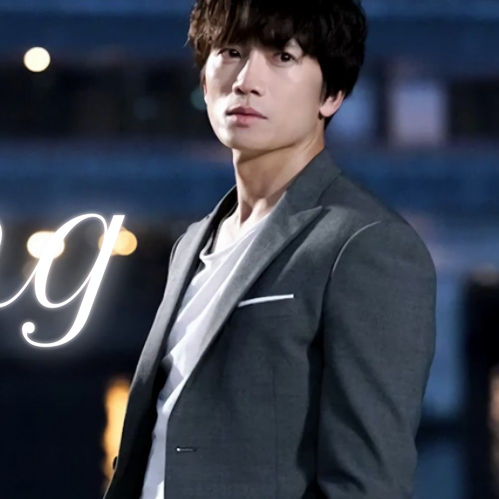 A moment captured by a fan of Ji Sung