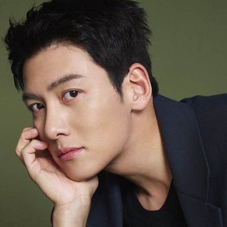 Recent activity shot of Ji Changwook