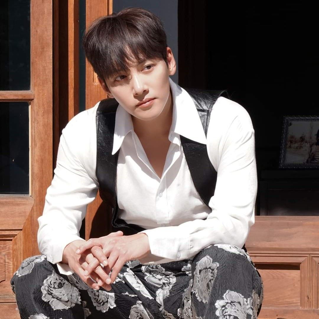 Latest photo of Ji Changwook