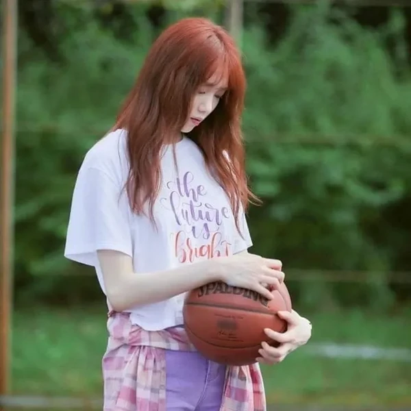 Popular profile photo of Lee Sungkyung loved by fans
