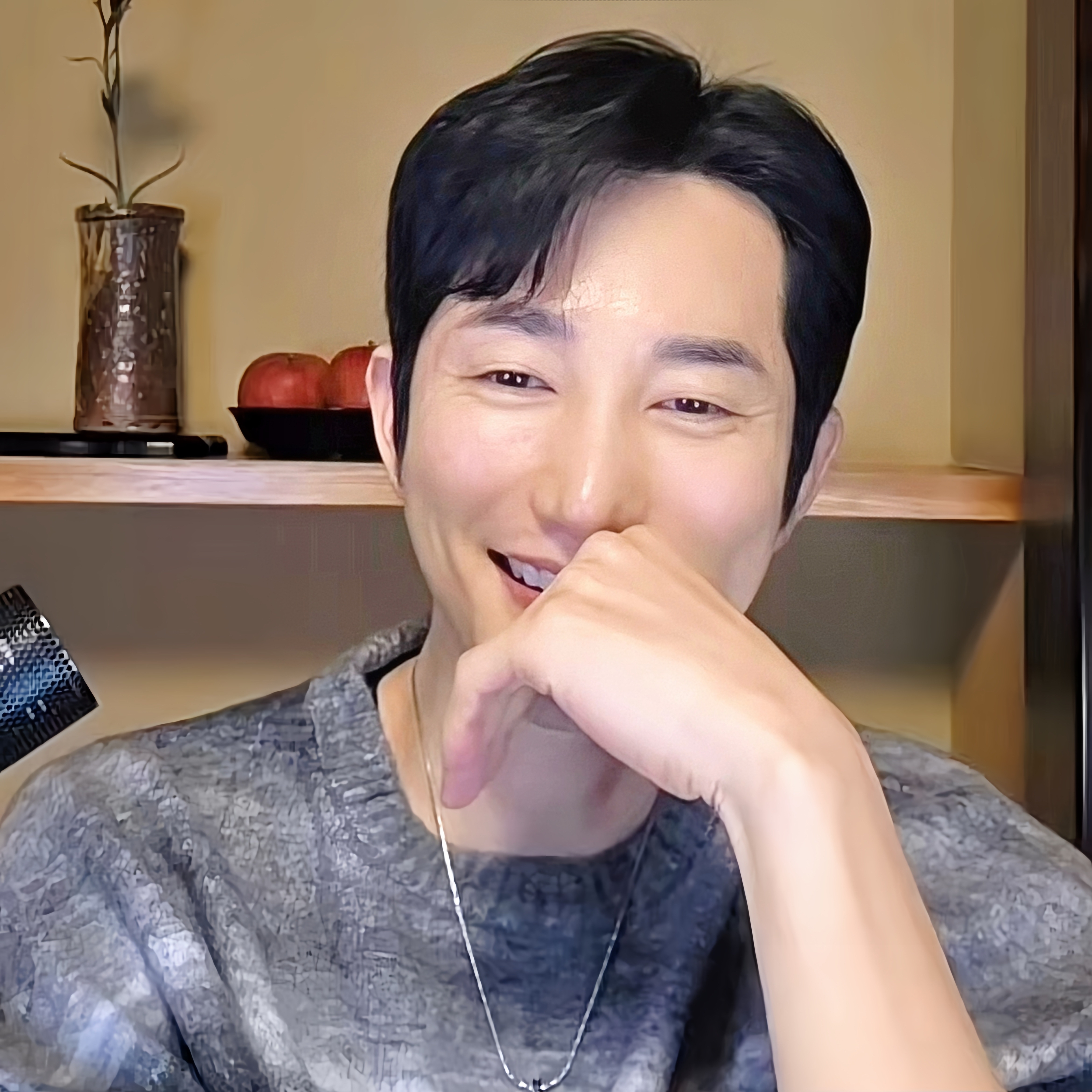 A moment captured by a fan of Park Sihoo