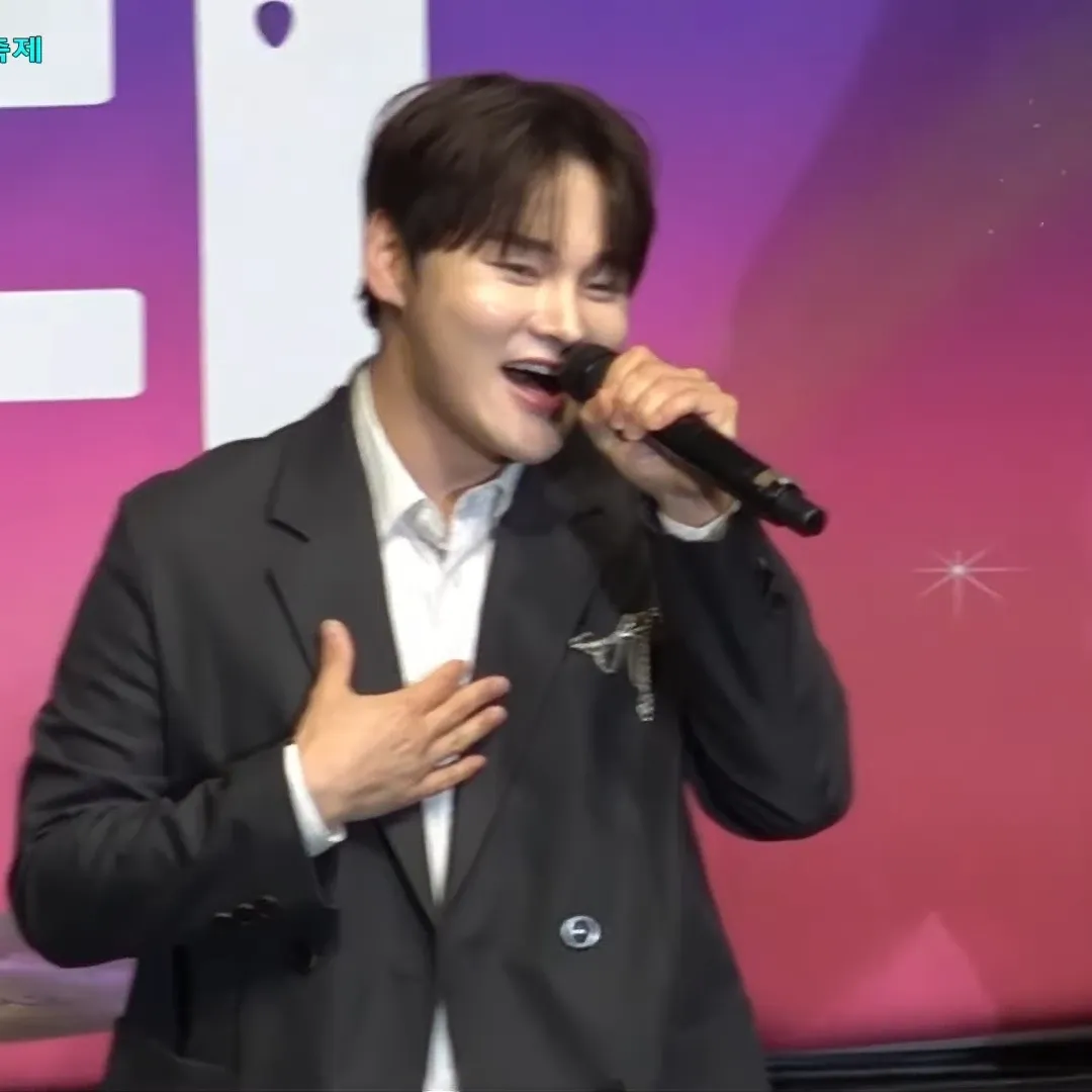 박서진 최근 활동샷