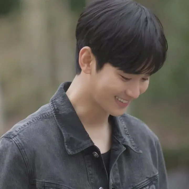 Latest photo of Kim Soohyun