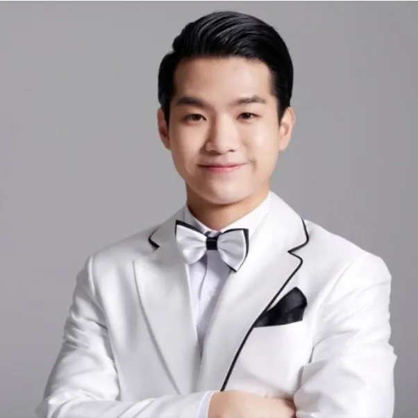 Behind-the-scenes cut of Jo Myungsup