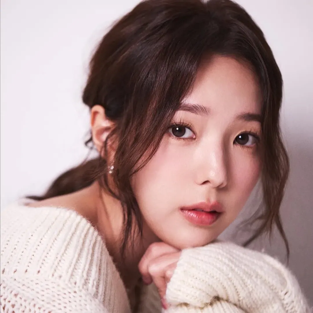 Behind-the-scenes cut of Chae Soobin