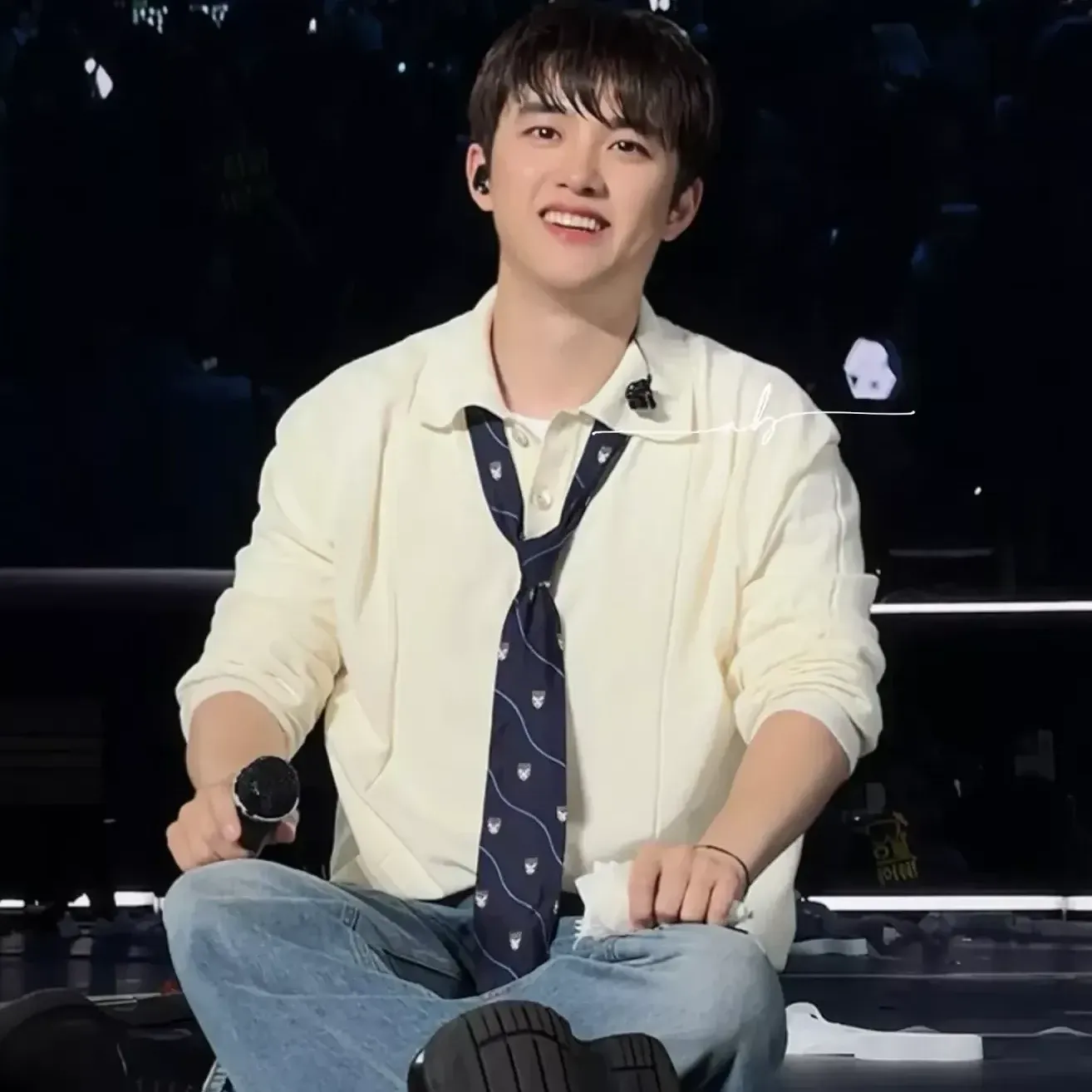 Cuplikan di balik layar dari Doh Kyungsoo (D.O.)