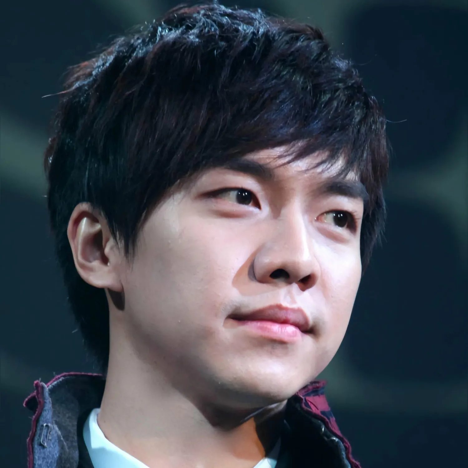 Latest photo of Lee Seunggi