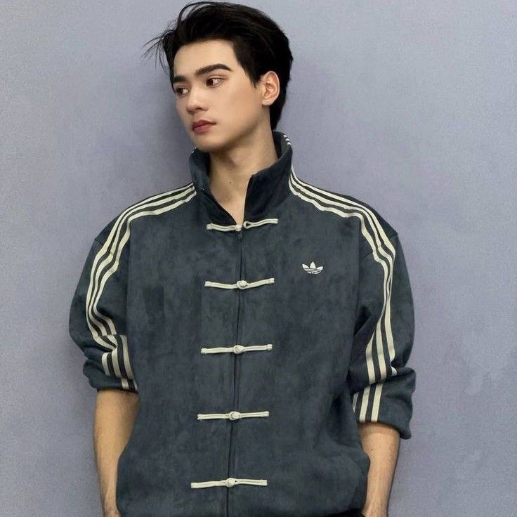 A moment captured by a fan of Keng