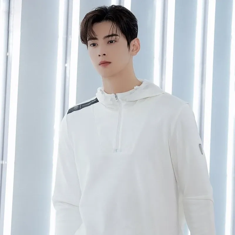 Recent activity shot of Cha Eunwoo