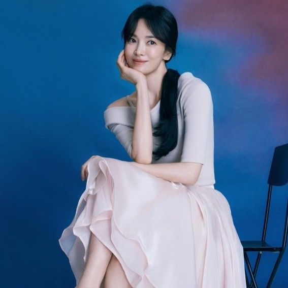 Behind-the-scenes cut of Song Hyekyo