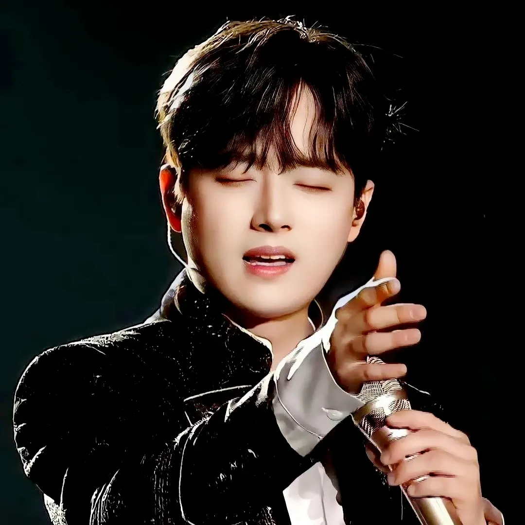 李燦元的最新照片