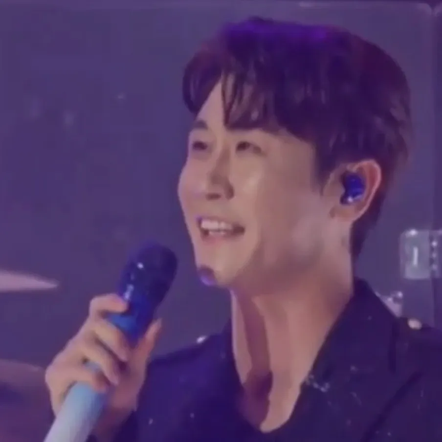 영탁의 비하인드 컷