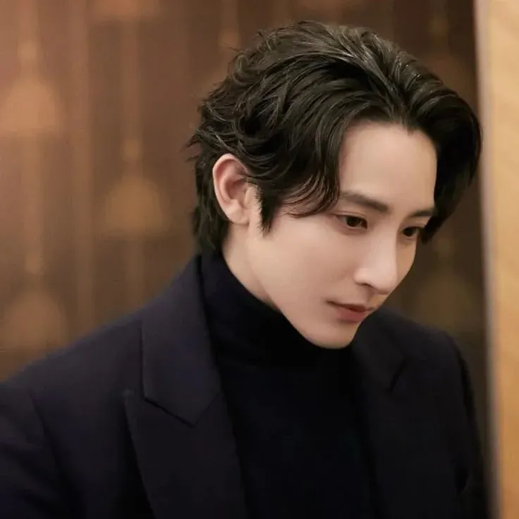 Behind-the-scenes cut of Lee Soohyuk