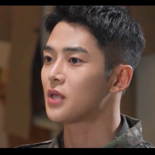 路云的最新照片