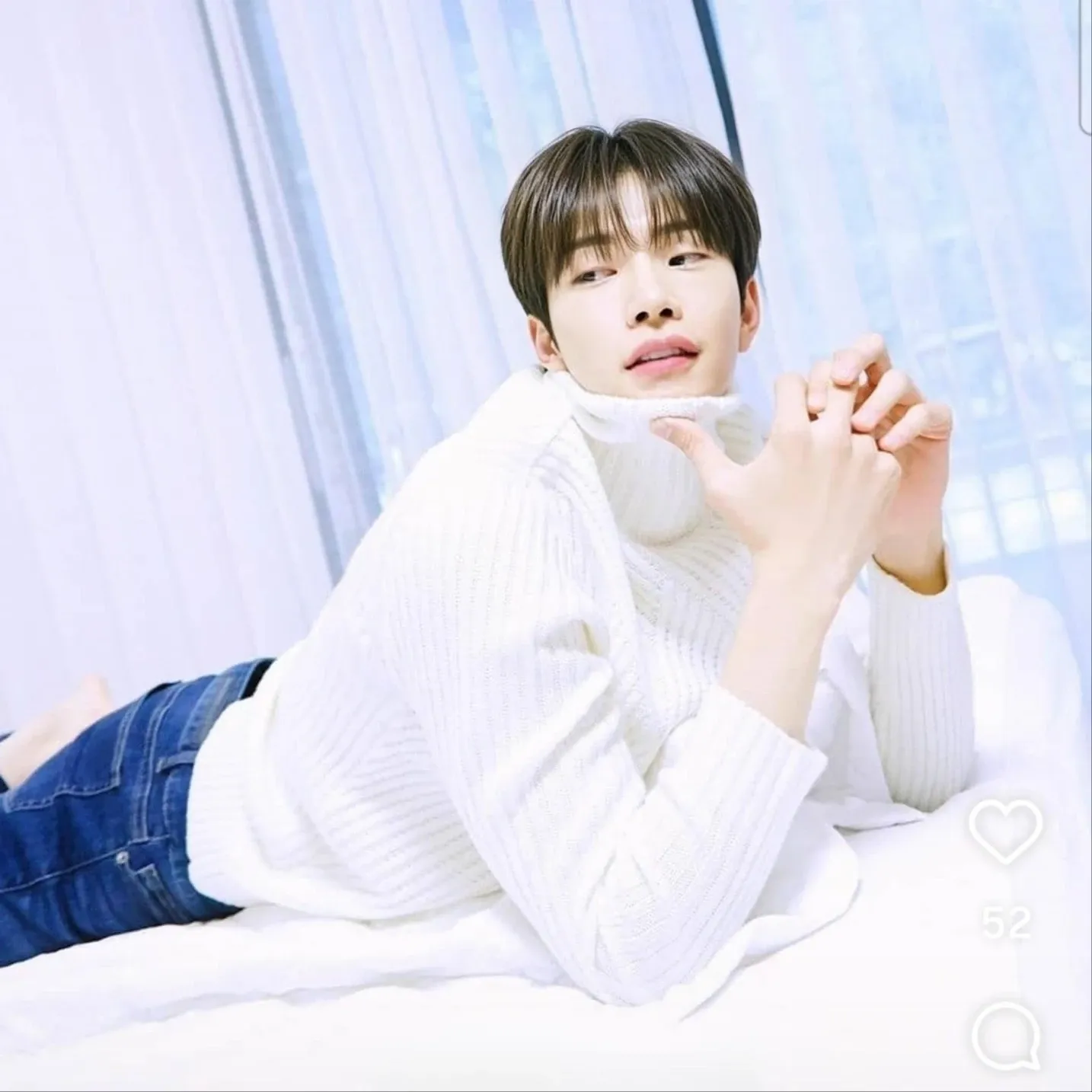 Behind-the-scenes cut of Kim Jaeyoung