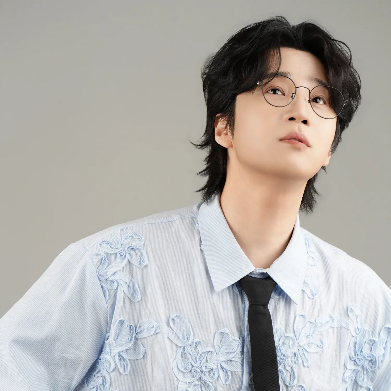 Recent activity shot of Park Jihoo (Mr. Trot 3)