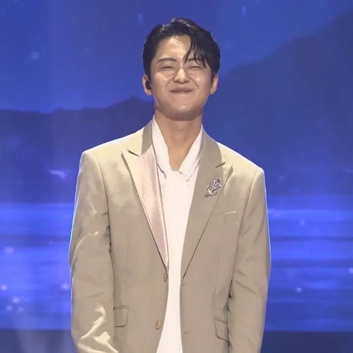 Behind-the-scenes cut of Park Minsu