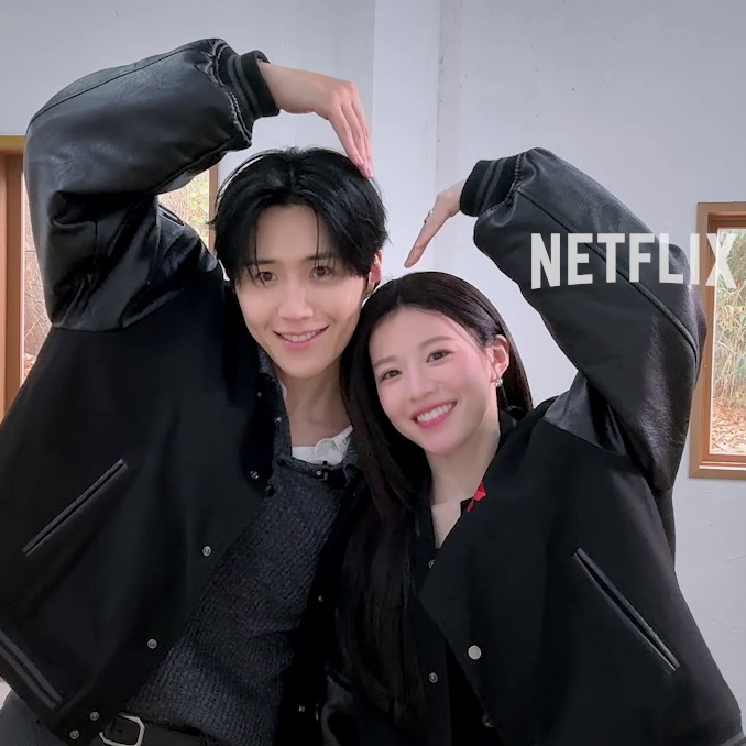 Behind-the-scenes cut of Kim Seonho