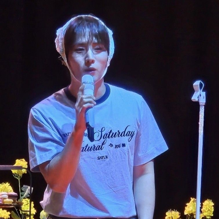 A moment captured by a fan of Kim Jungyeon