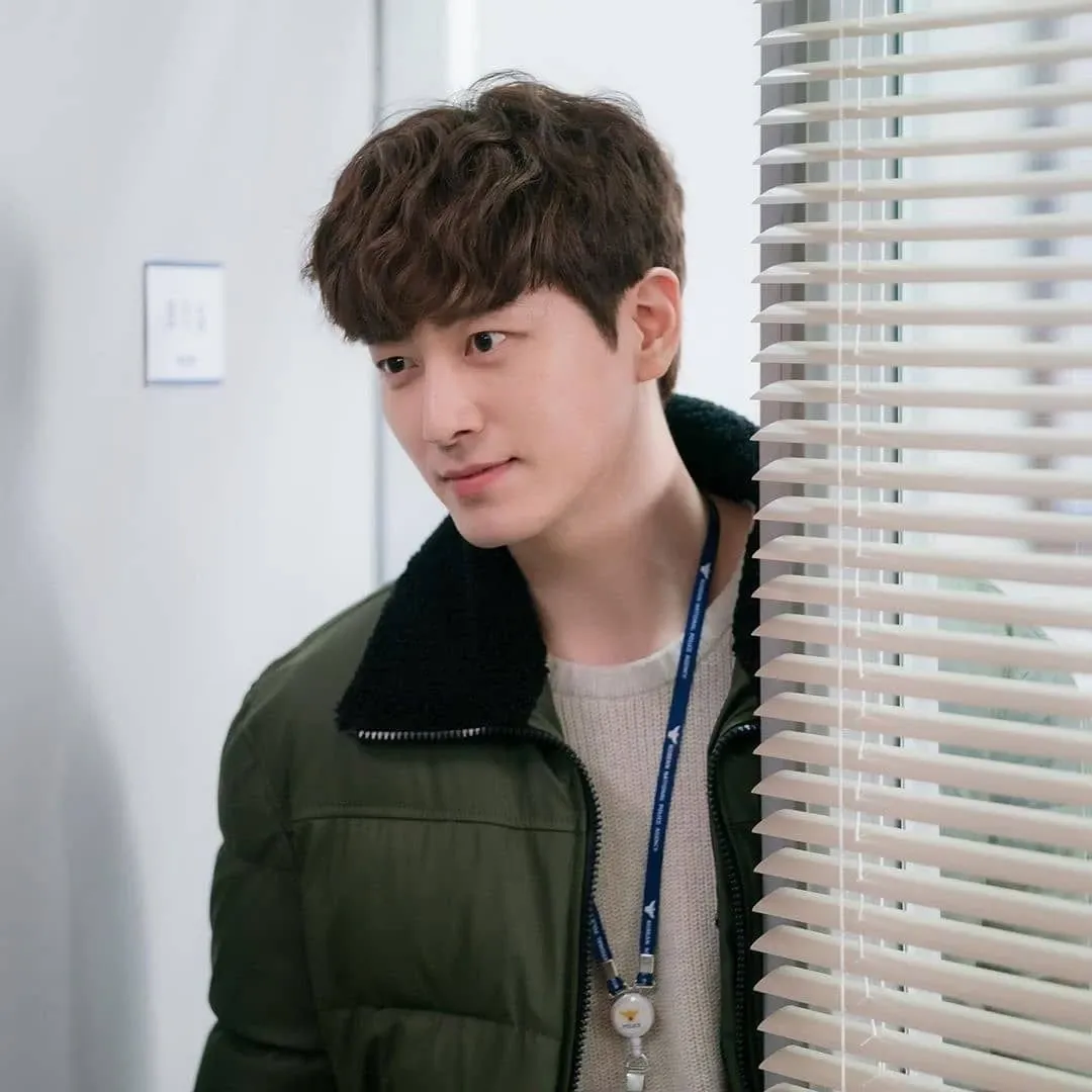 A moment captured by a fan of Lee Joonhyuk