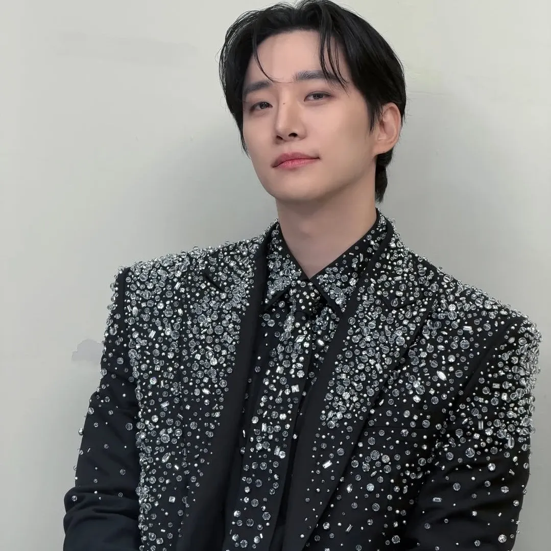 Foto kegiatan terbaru dari Lee Junho