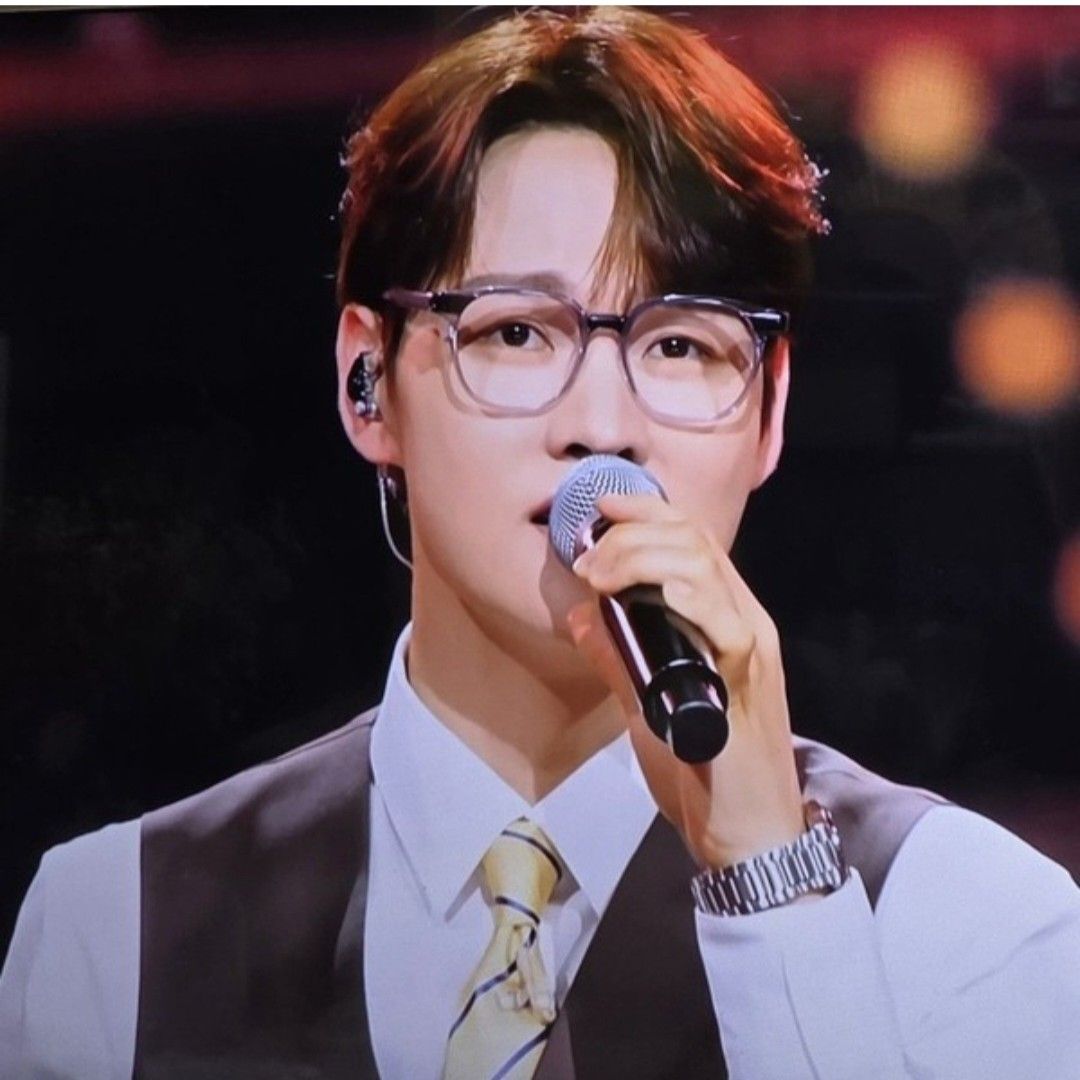 박서진의 최신 사진