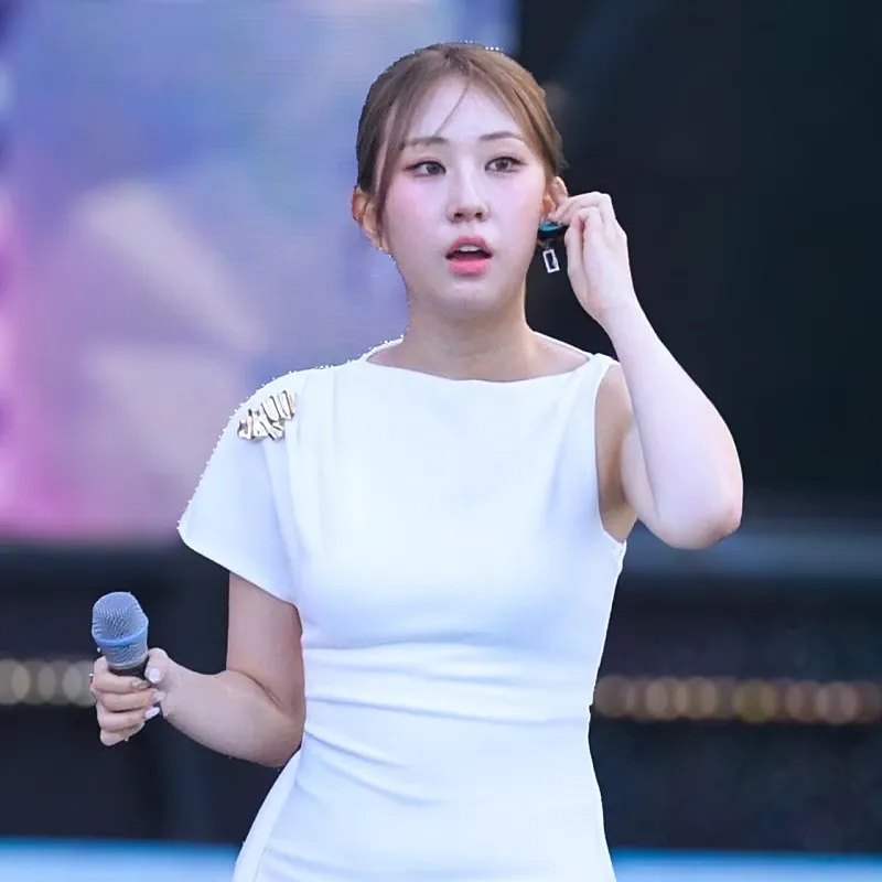 Foto terbaru dari Jeon Yujin