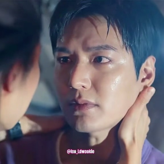 イ・ミンホの最近の活動ショット