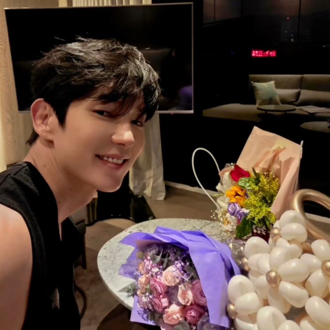 Latest photo of Lee Joongi