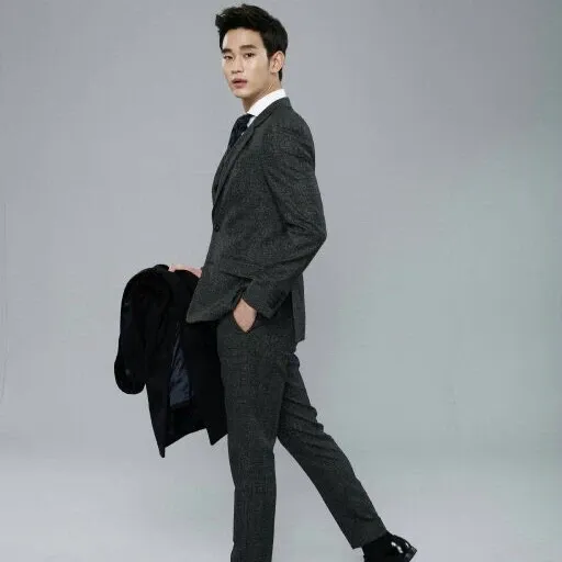 A moment captured by a fan of Kim Soohyun